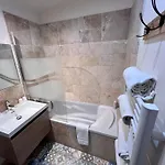 Hotel Majestic 3*