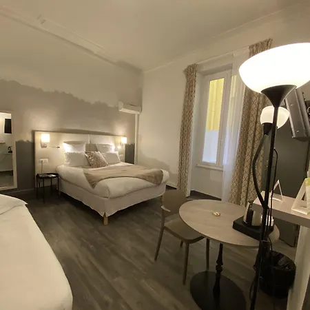 Otel Majestic 3*