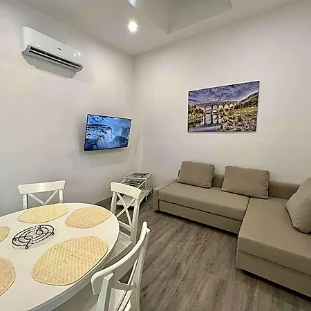 Majestic 3* Nîmes